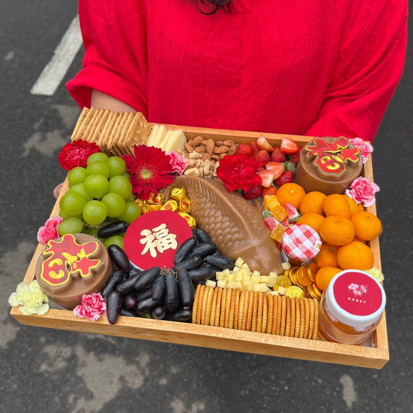 imlek hamper cheese kue keranjang pengiriman jakarta cny hamper by le bliss