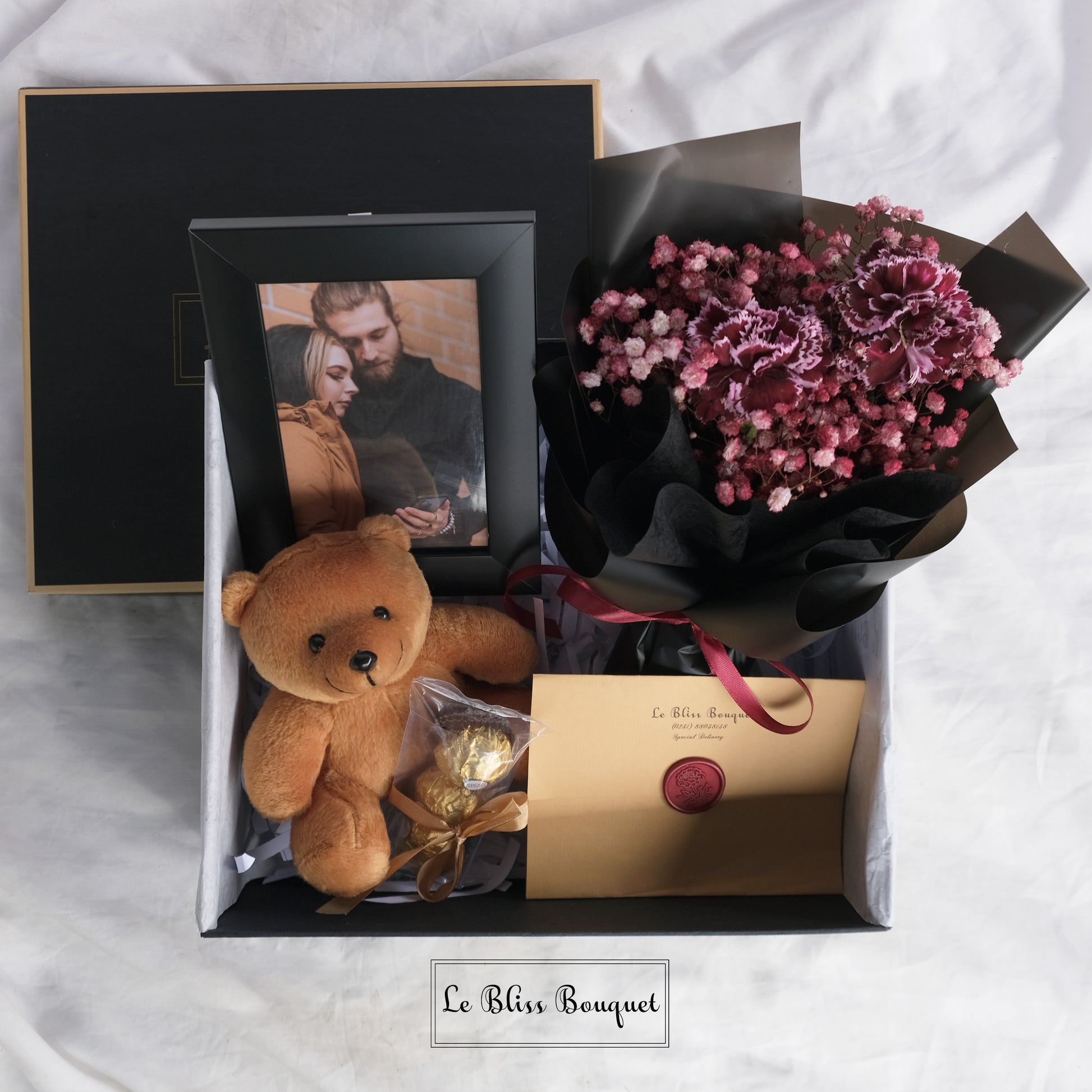 Love Bird Premium Gift Box Elegant Edition - Le Bliss Bouquet