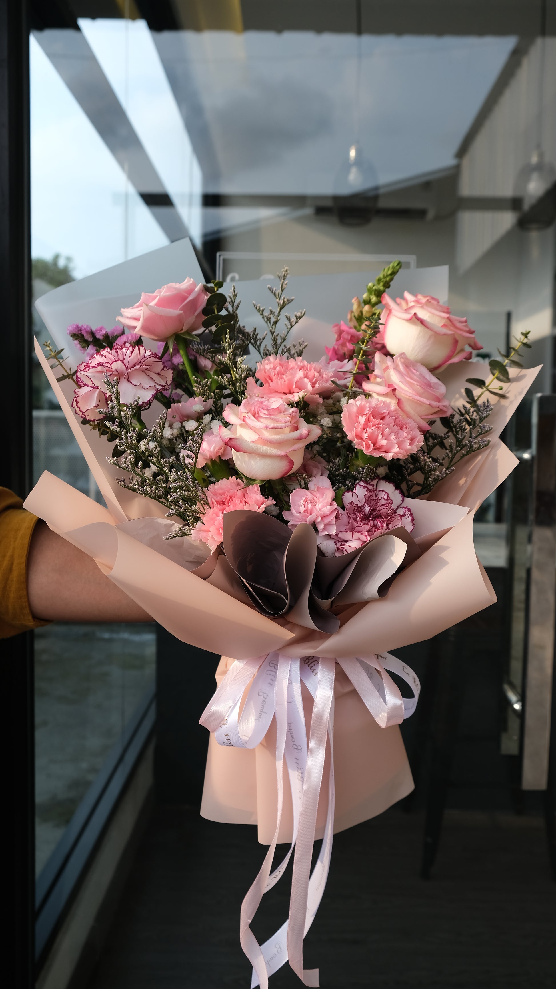 paloma rose pink rose bouquet jakarta indonesia delivery by le bliss bouquet