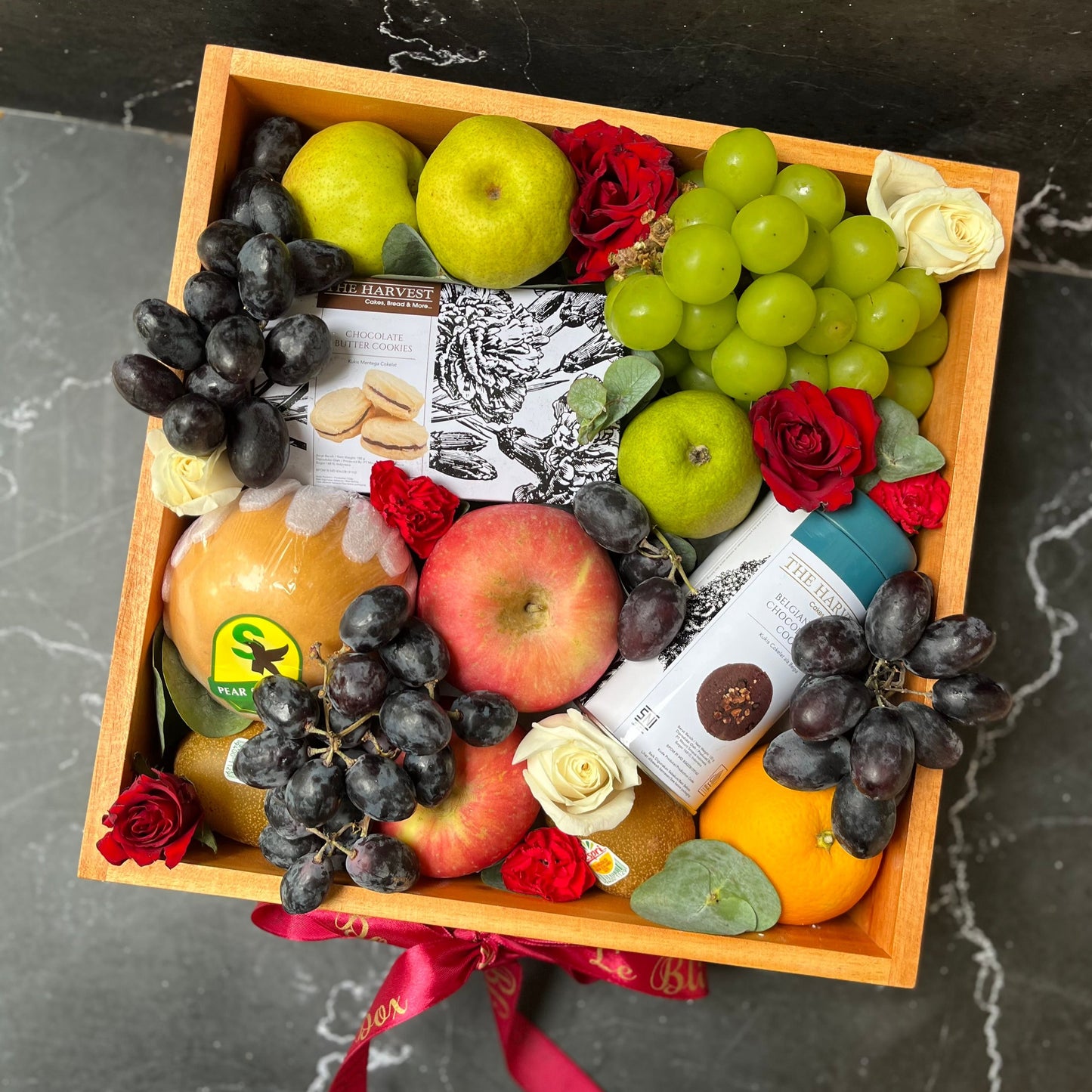parcel buah jakarta dengan cookies the harvest by le bliss - fruit hamper jakarta