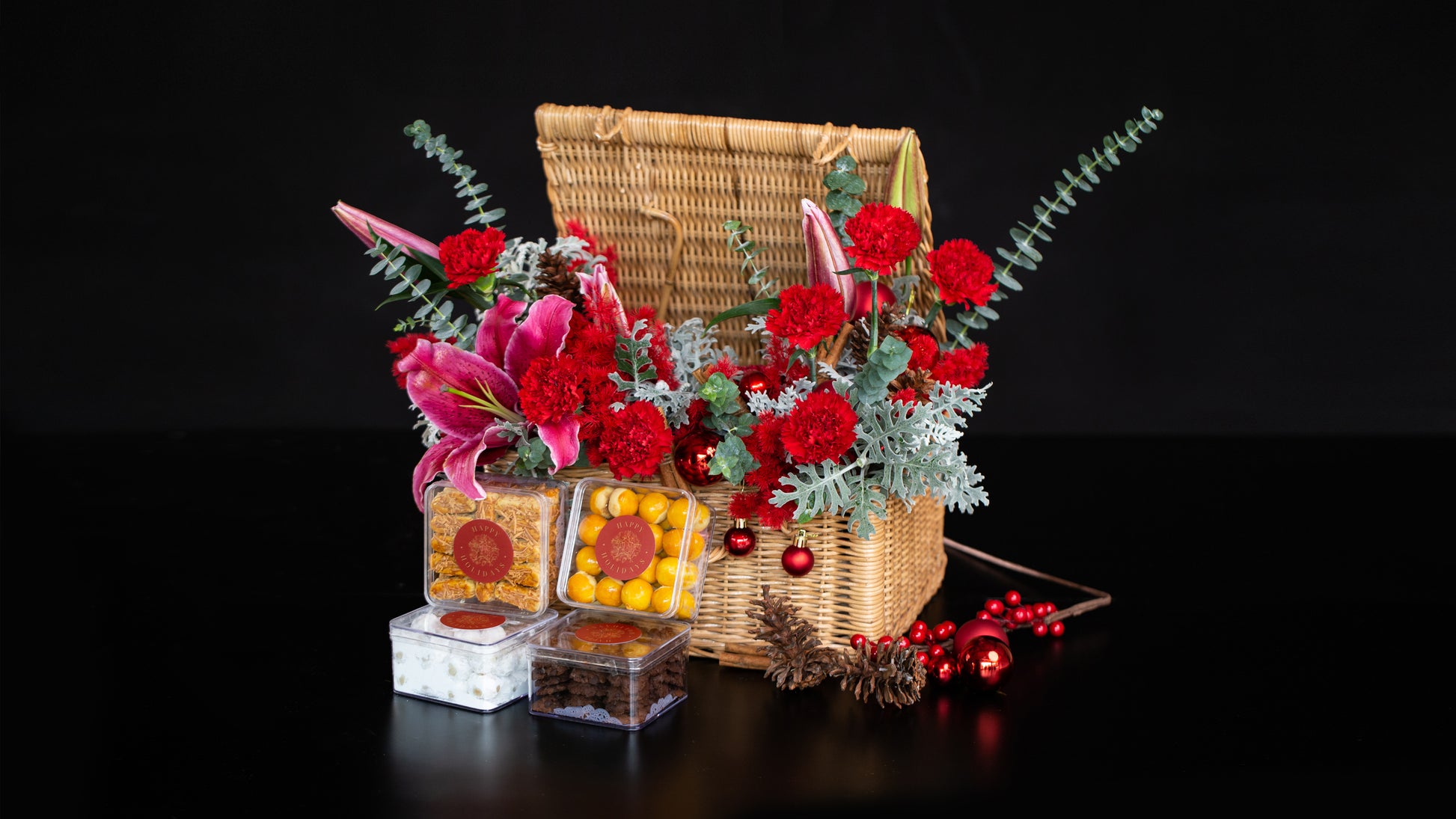 parcel natal puri jakarta barat, fresh flowers with Christmas cookies by Le Bliss
