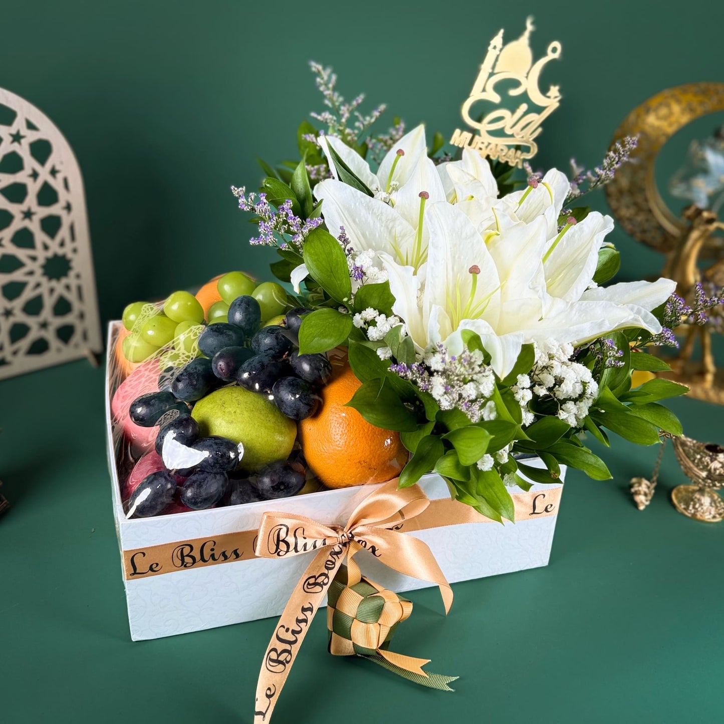 White Lily Eid Blessings Fruit Box