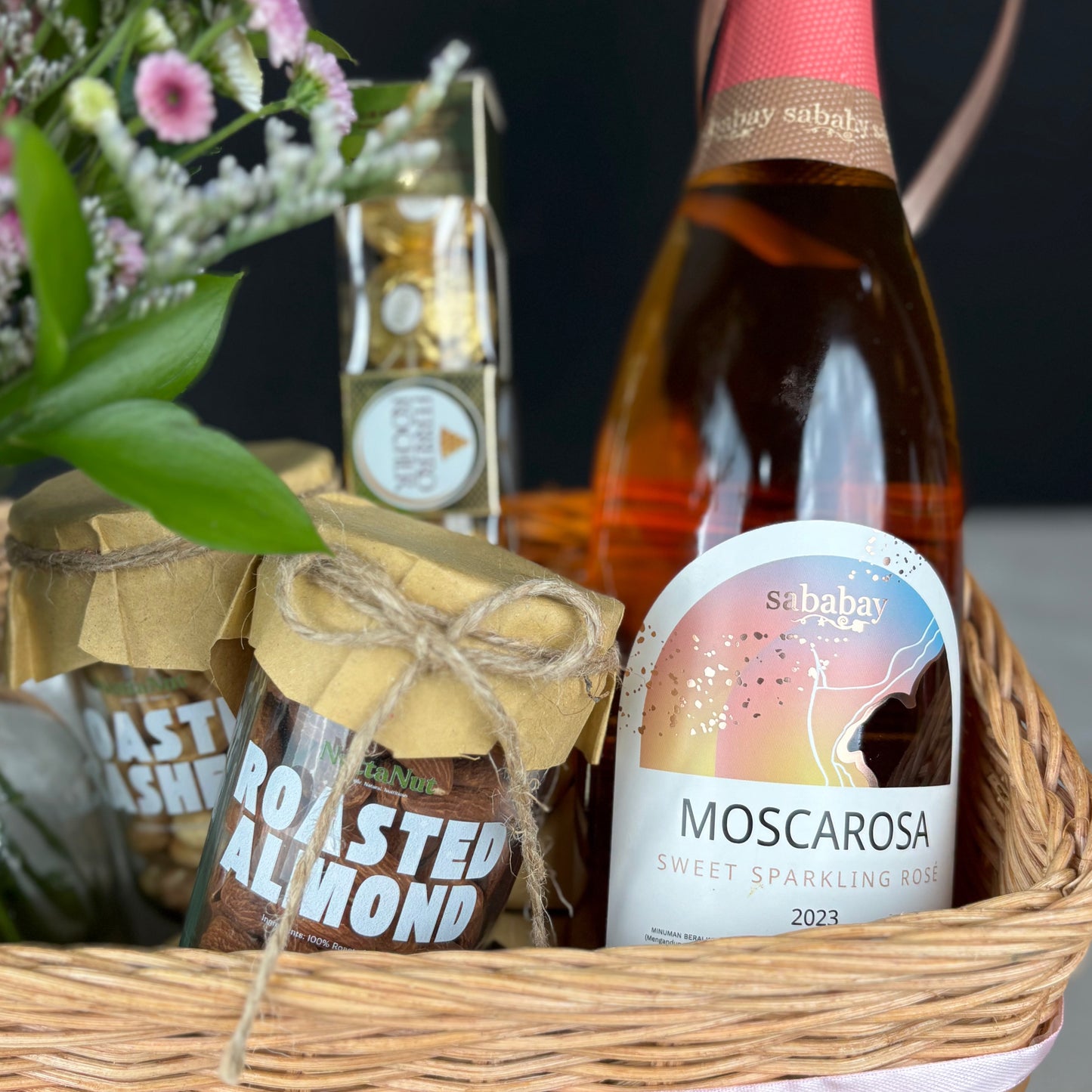 Rose Wine Hamper