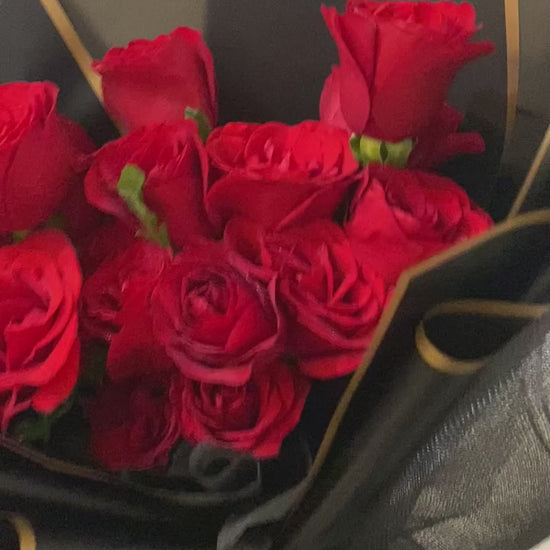 17 red rose bouquet jakarta delivery