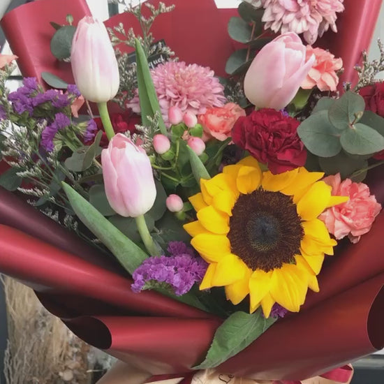 Florist surabaya Le Bliss Bouquet - Tulip &  Sunflower flower bouquet delivery. Toko Bunga surabaya, sidoarjo