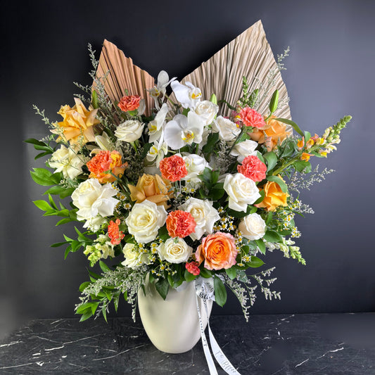 vase arrangement le bliss bouquet orchid vase jakarta, surabaya. free spirit rose